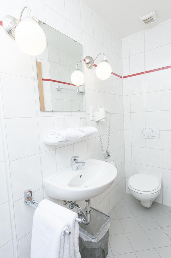 Pension/guesthouse Am Hauptbahnhof Gasthof *